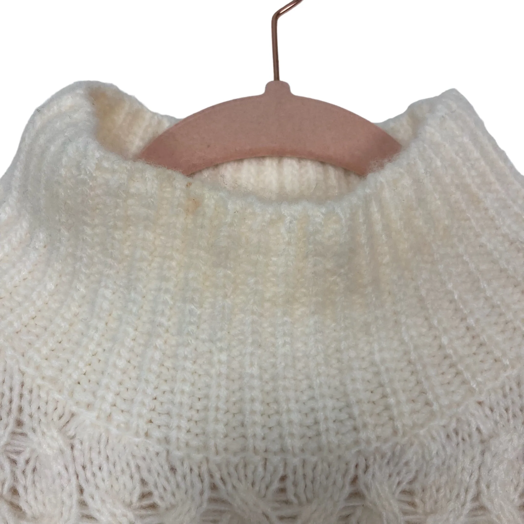 Abercrombie & Fitch Cream Cable Knit Turtleneck Sweater- Size L (sold out online, see notes)