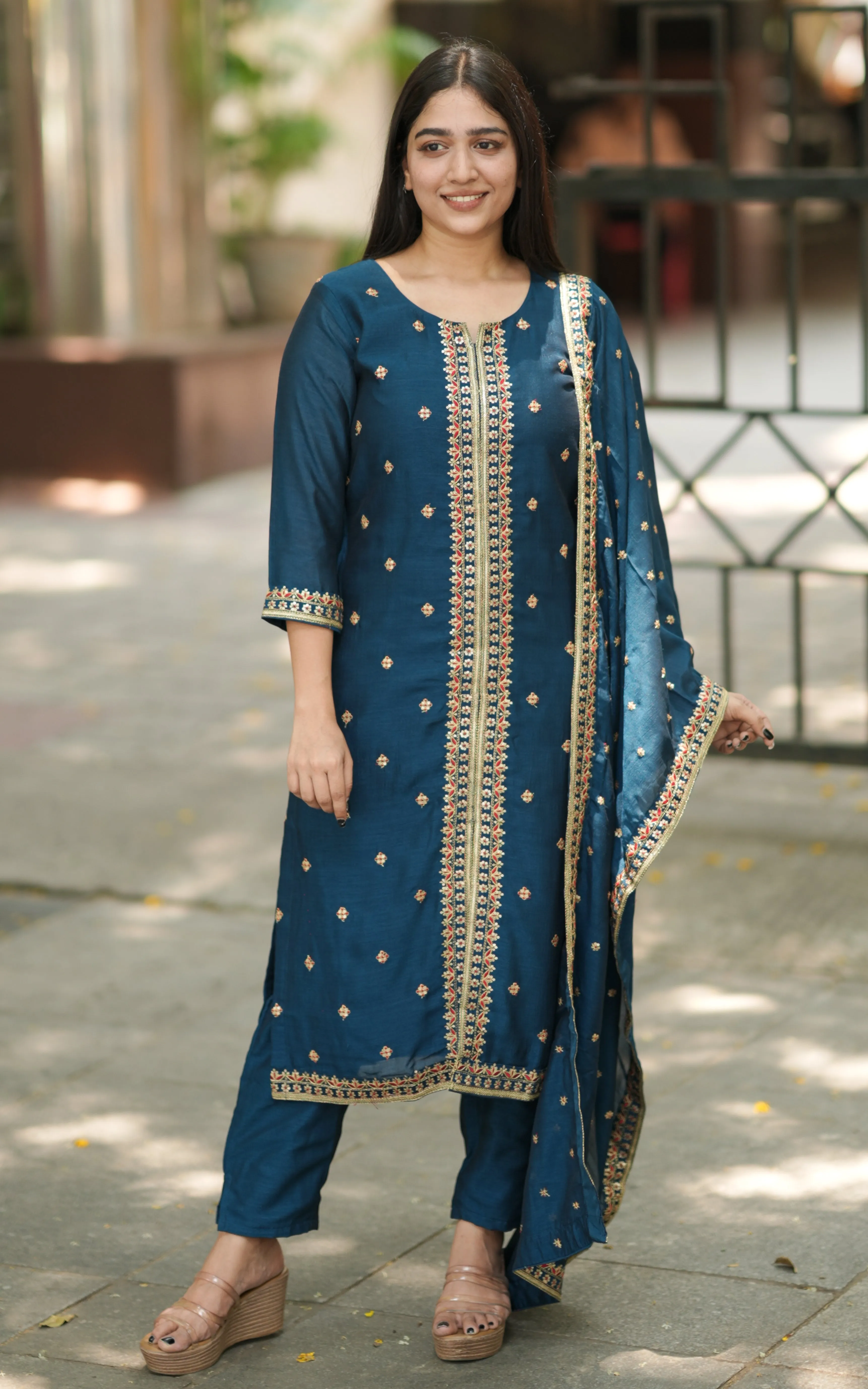 Abi Blue (Kurti Pant Dupatta)