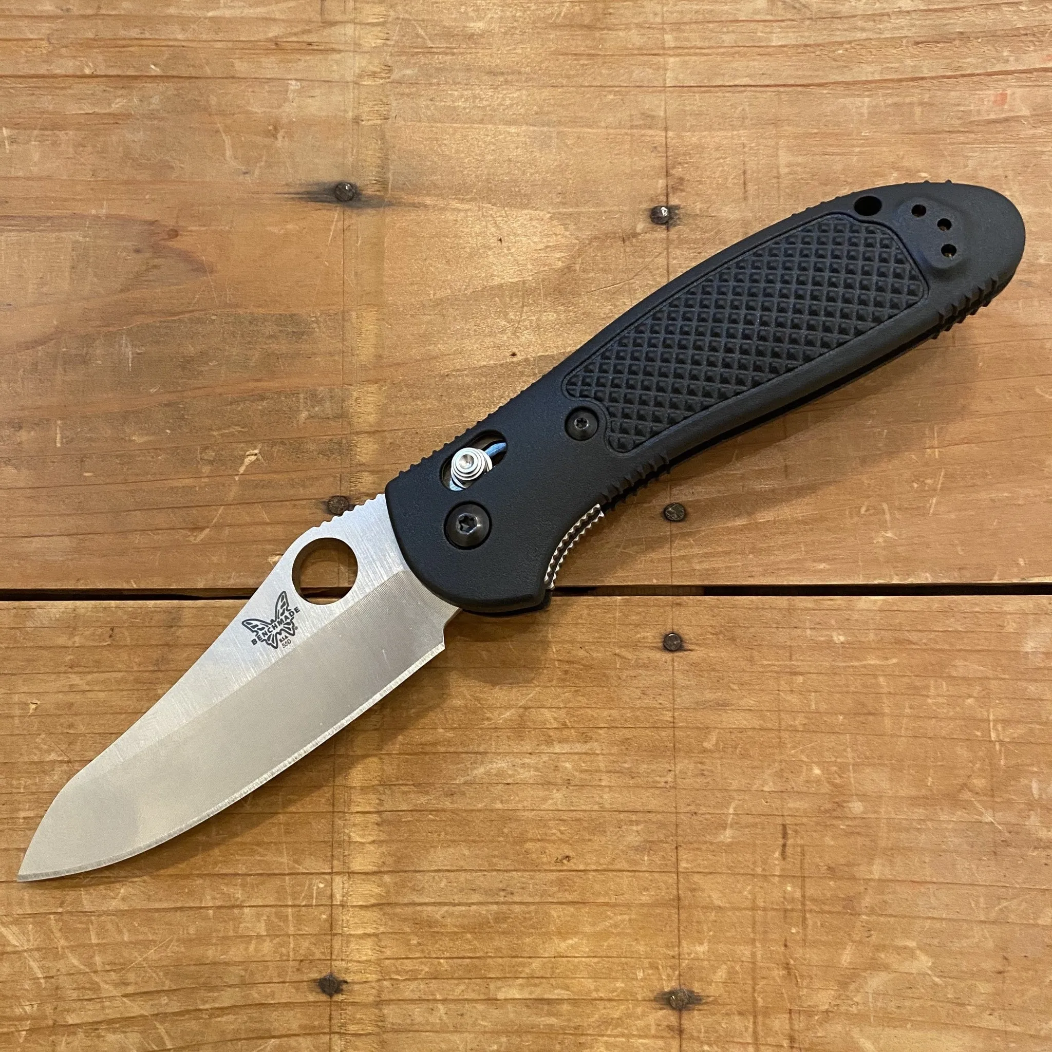 Benchmade 550-S30V Griptilian Sheepsfoot CPM-S30V AXIS Lock Black Grivory Handle