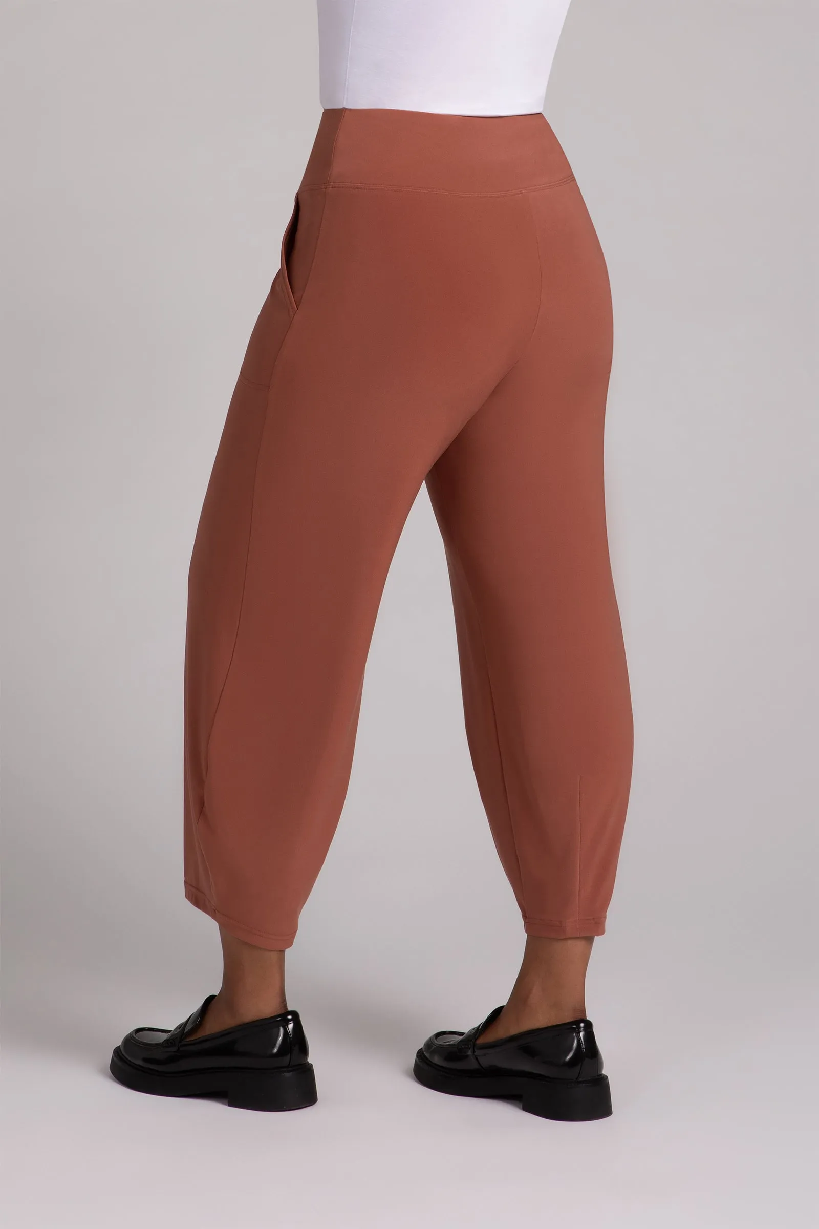 Narrow Lantern Pant Plus | Terra